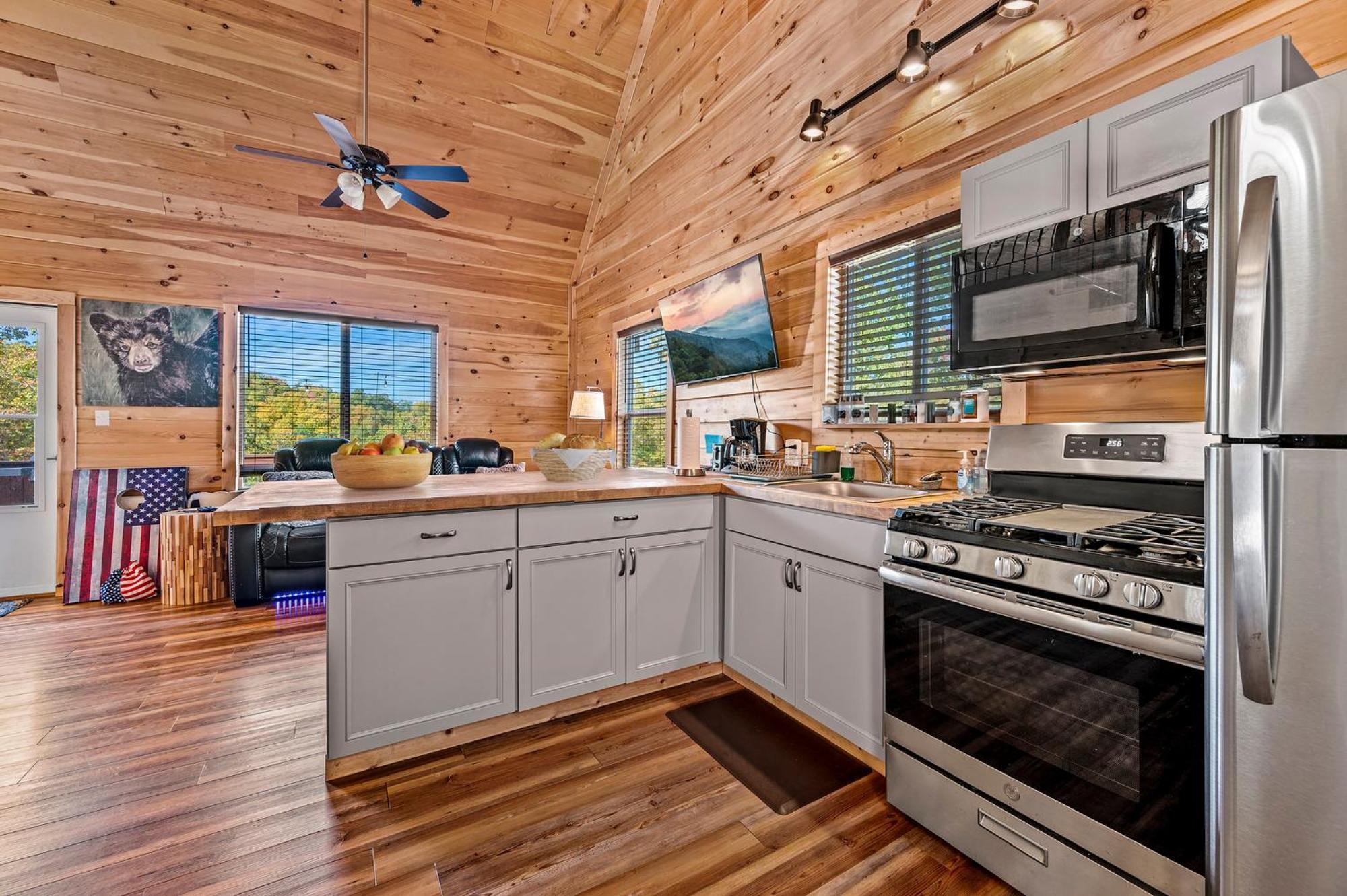 Summer Deals! - 10 Min To Parkway - Mt View- Hot Tub-Cozy Cabin Sevierville Exterior foto